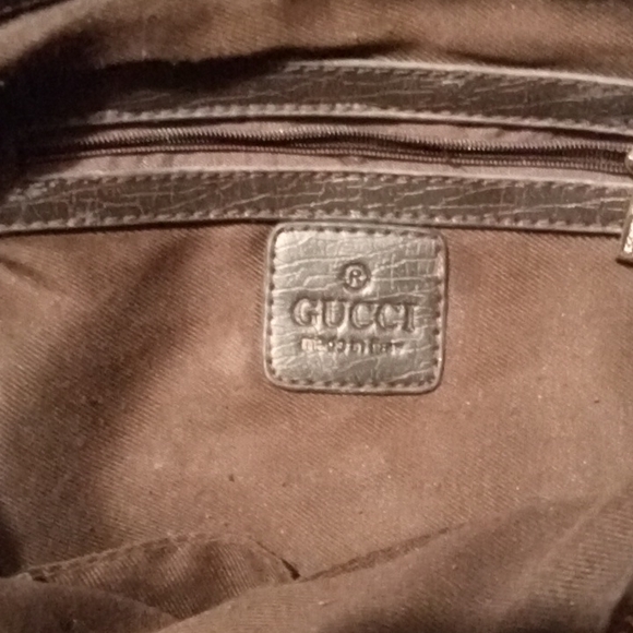 Large Authentic Used Gucci Pelham bag - Picture 5 of 5